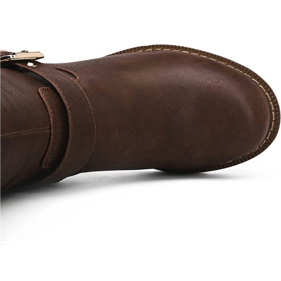 GLOBALWIN Women's Quilted Knee-High Fashion Boots - Picture 3 of 4